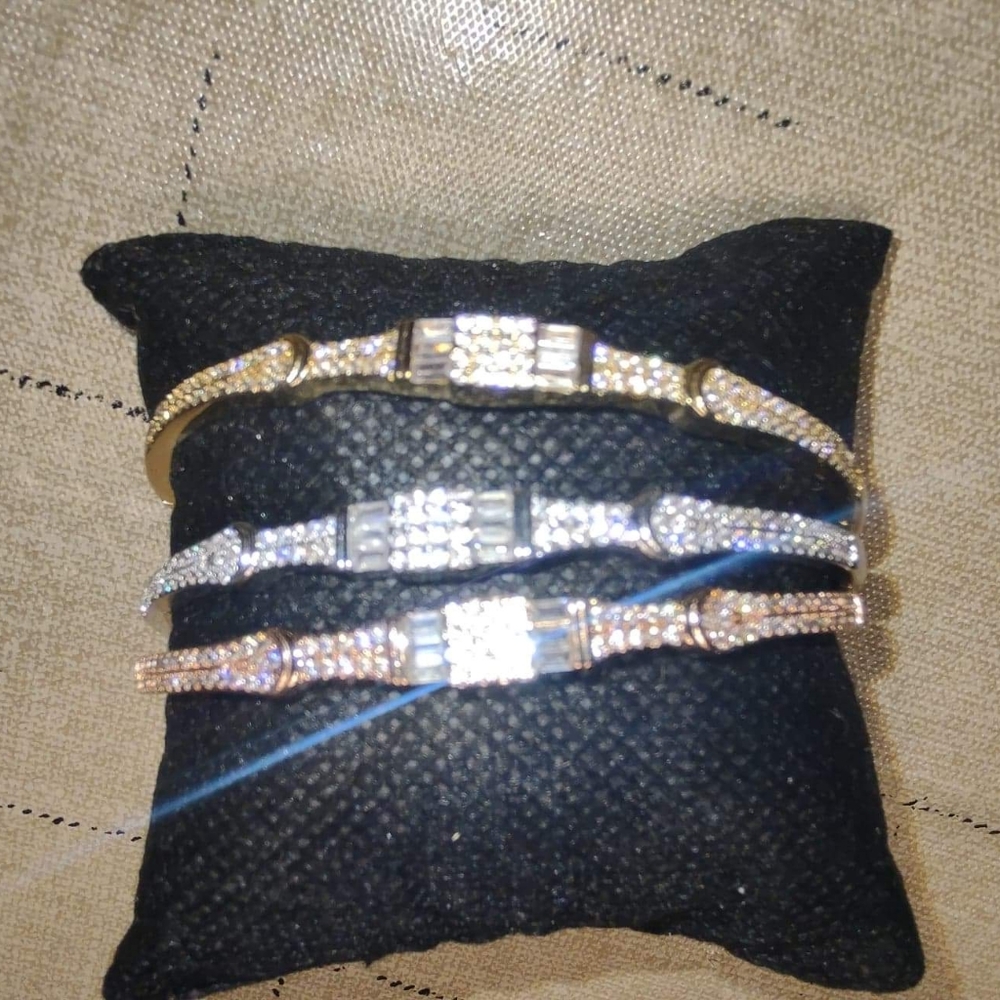 Jewelry - Picture 2 of 2